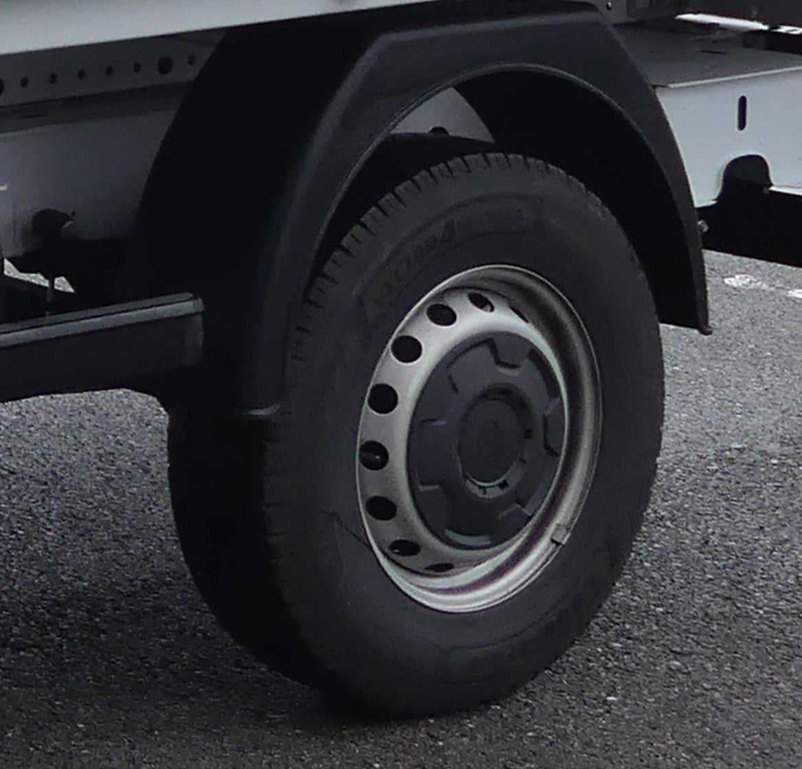 Flat mudguard