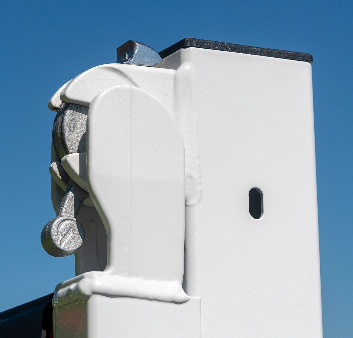 Cierre para postes traseros