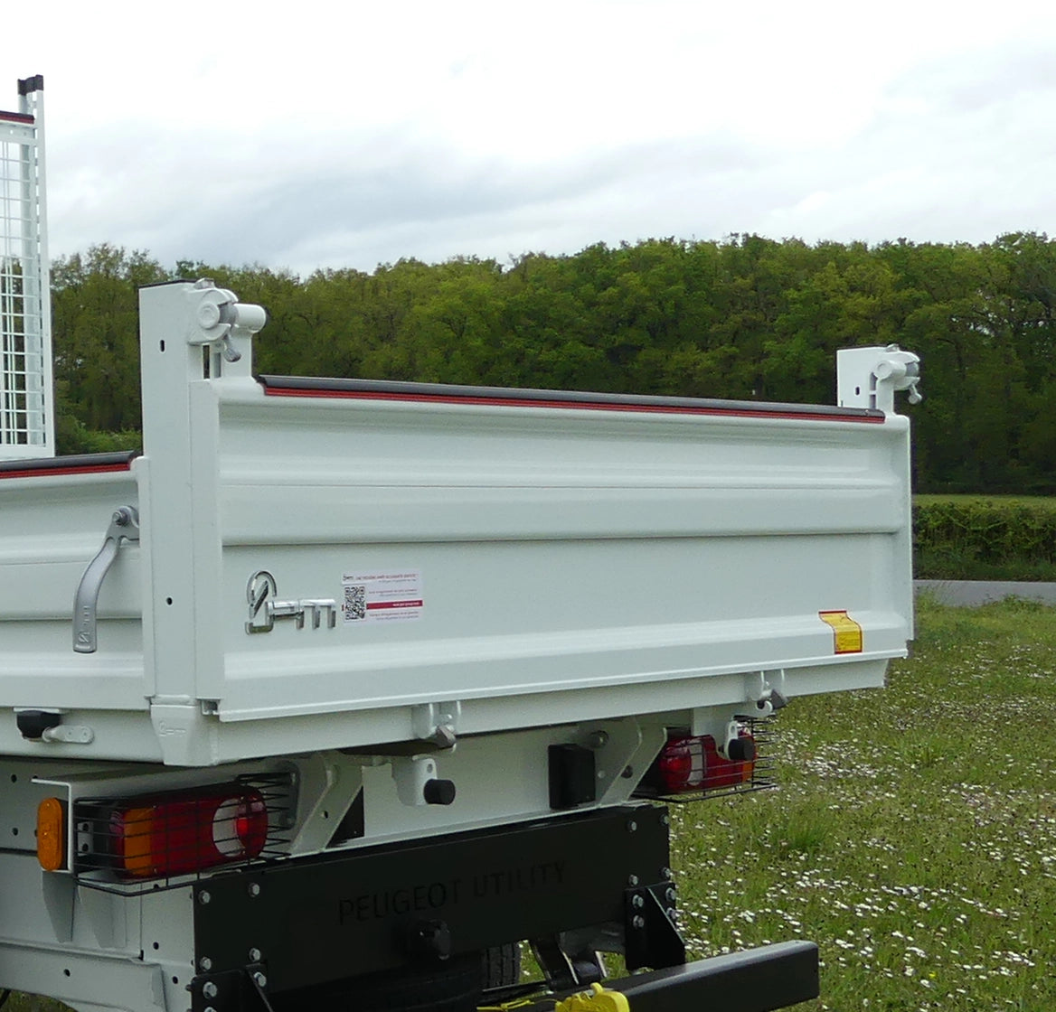 Puerta trasera automática de aluminio